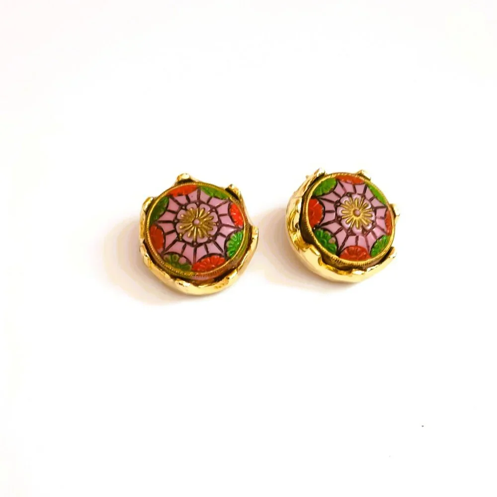 N/A women round